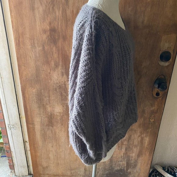 UNIF X URBAN OUTFITTERS Hi Lo CABLE KNIT SWEATER S - Picture 4 of 7